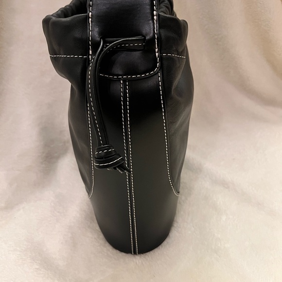 STAUD Alec Black Leather Drawstring Bucket Bag Contrast Stitching New Condition - Picture 6 of 9